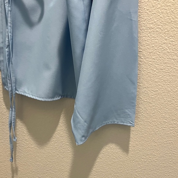 Light Blue Tie-Front Blouse NWOT - Picture 4 of 5